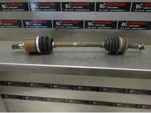 Used Front drive shaft, left Hyundai i30 Crosswagon (WWH) 1.6 CVVT 16V Price € 75,00 Margin scheme offered by Verhoef Cars & Parts