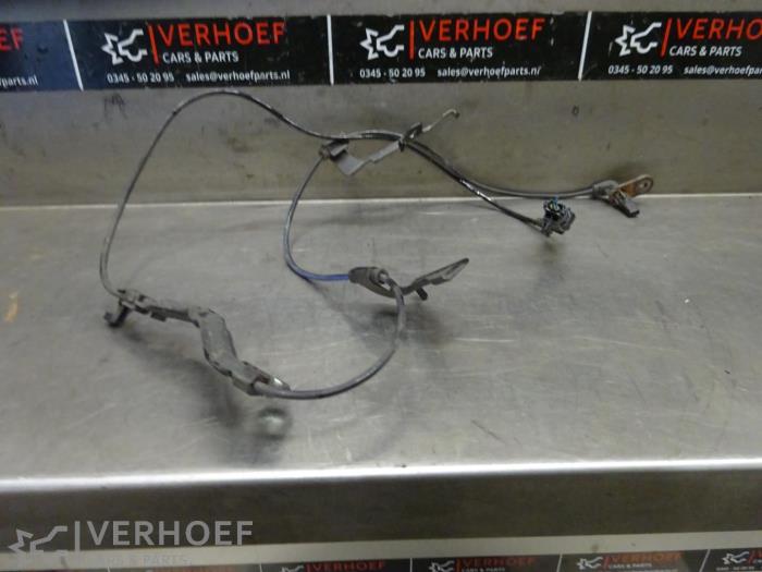 Begagnade ABS-sensor Toyota C-HR (X1,X5) 1.8 16V Hybrid Pris € 25,00 Marginaltabell erbjuds av Verhoef Cars & Parts