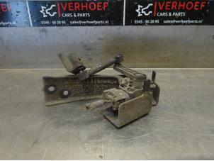 Used Xenon height adjustment Hyundai i40 CW (VFC) 1.7 CRDi 16V Price on request offered by Verhoef Cars & Parts