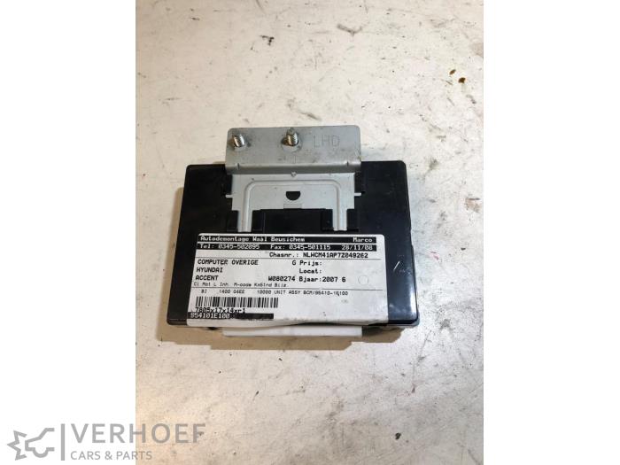 Usagé Ordinateur divers Hyundai Accent 1.4i 16V Prix sur demande proposé par Verhoef Cars & Parts