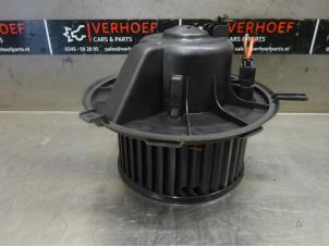 Używane Silnik wentylatora nagrzewnicy Volkswagen Caddy III (2KA,2KH,2CA,2CH) 1.6 TDI 16V Cena € 30,00 Procedura marży oferowane przez Verhoef Cars & Parts