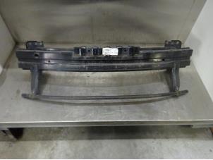 Used Front bumper frame Hyundai i40 CW (VFC) 1.6 GDI 16V Price on request offered by Verhoef Cars & Parts
