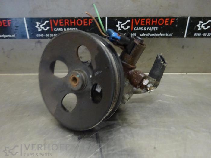 Usagé Pompe de direction Chevrolet Lacetti (KLAN) 1.8 16V Prix sur demande proposé par Verhoef Cars & Parts