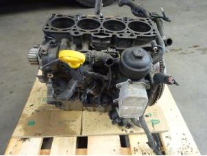 Usados Bloque inferior motor Volkswagen Caddy III (2KA,2KH,2CA,2CH) 1.6 TDI 16V Precio de solicitud ofrecido por Verhoef Cars & Parts