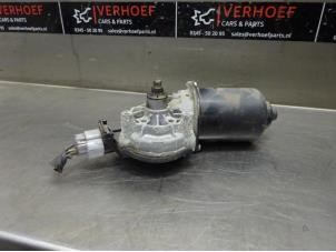 Used Front wiper motor Jeep Grand Cherokee (WH/WK) 3.0 CRD V6 24V Price € 100,00 Margin scheme offered by Verhoef Cars & Parts