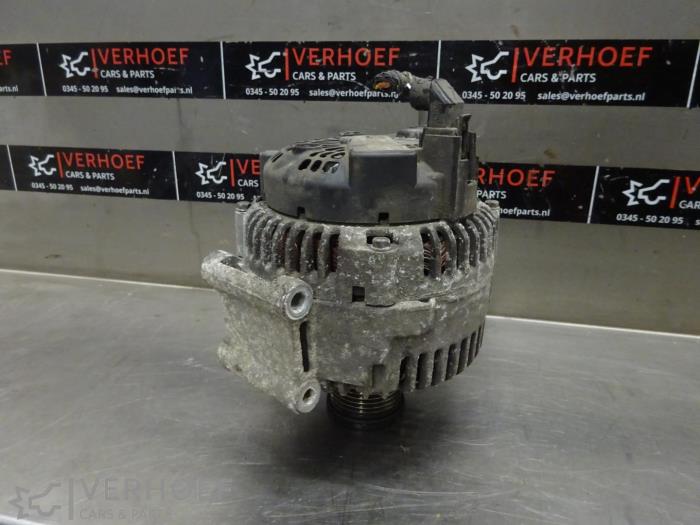 Begagnade Dynamo Jeep Grand Cherokee (WH/WK) 3.0 CRD V6 24V Pris på förfrågan erbjuds av Verhoef Cars & Parts