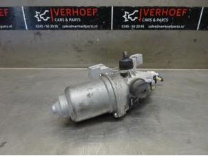 Gebrauchte Scheibenwischermotor vorne Toyota Yaris III (P13) 1.0 12V VVT-i Preis auf Anfrage angeboten von Verhoef Cars & Parts