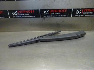 Used Rear wiper arm Alfa Romeo MiTo (955) 1.4 Multi Air 16V Price € 20,00 Margin scheme offered by Verhoef Cars & Parts