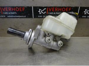 Usagé Cylindre de frein principal Toyota RAV4 (A3) 2.2 D-4D 16V 4x4 Prix € 40,00 Règlement à la marge proposé par Verhoef Cars & Parts