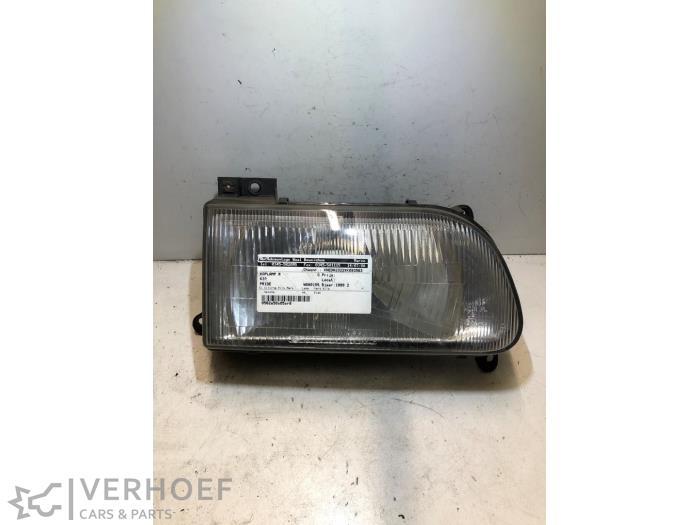 Używane Reflektor prawy Kia Pride (DA) 1.3i Cena na żądanie oferowane przez Verhoef Cars & Parts