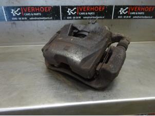 Used Front brake calliper, right Chevrolet Aveo 1.3 D 16V Price on request offered by Verhoef Cars & Parts
