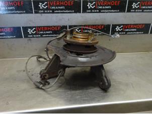 Used Knuckle, front right Daihatsu Materia 1.3 16V Price € 50,00 Margin scheme offered by Verhoef Cars & Parts
