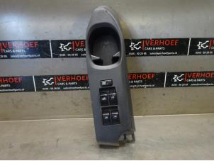 Begagnade Flerfunktionsbrytare, fönster Daihatsu Materia 1.3 16V Pris € 35,00 Marginaltabell erbjuds av Verhoef Cars & Parts
