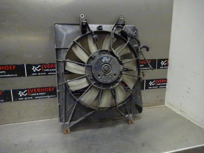 Air conditioning cooling fans from a Honda Accord (CL/CN) 2.2 i-CTDi 16V 2004