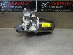 Gebrauchte Scheibenwischermotor vorne Kia Picanto (JA) 1.0 12V Preis € 75,00 Margenregelung angeboten von Verhoef Cars & Parts