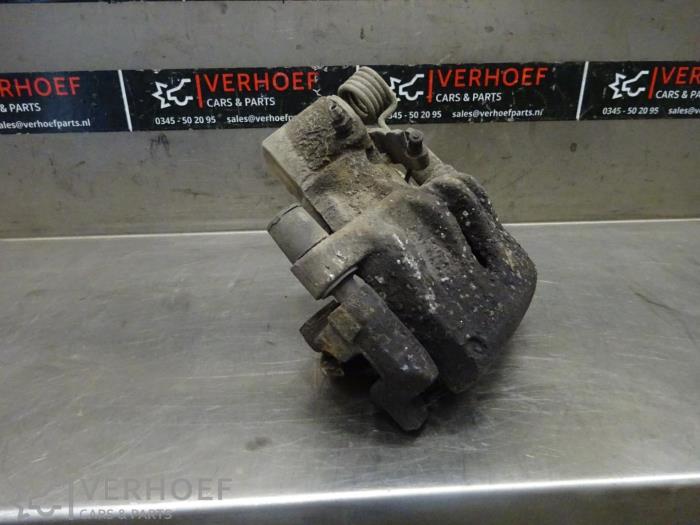 Gebrauchte Bremszange rechts hinten Ford Transit Connect (PJ2) 1.6 TDCi 16V 75 Preis € 40,00 Margenregelung angeboten von Verhoef Cars & Parts