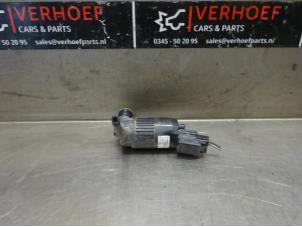 Used Windscreen washer pump Ford Transit Connect (PJ2) 1.6 TDCi 16V 75 Price on request offered by Verhoef Cars & Parts