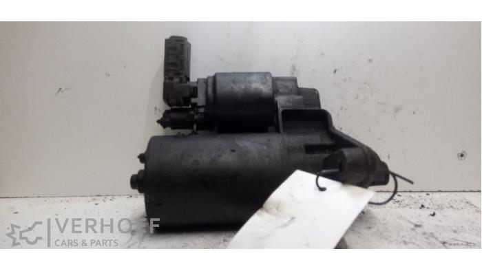 Begagnade Startmotor Toyota Carina E (T19) 1.8i 16V Pris på förfrågan erbjuds av Verhoef Cars & Parts