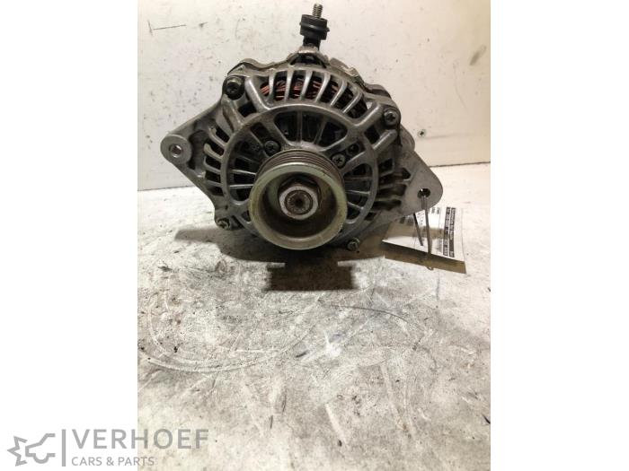 Dynamo van een Subaru Impreza II (GD) 2.0 WRX 2005