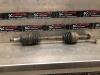 Toyota Avensis (T22) 1.6 16V Arbre de transmission avant gauche