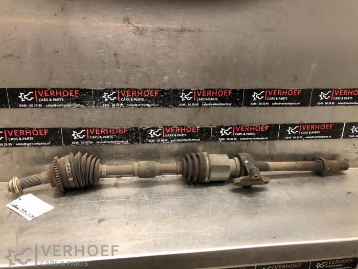 Gebrauchte Antriebswelle rechts vorne Mazda Premacy 2.0 16V Preis auf Anfrage angeboten von Verhoef Cars & Parts