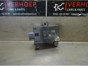 Używane Czujnik poziomowania Hyundai iX35 (LM) 1.6 GDI 16V Cena na żądanie oferowane przez Verhoef Cars & Parts