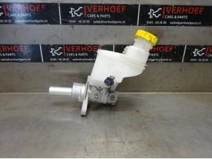Usados Cilindro freno principal Lancia Ypsilon (312) 0.9 TwinAir 85 Precio de solicitud ofrecido por Verhoef Cars & Parts