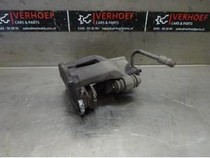 Used Rear brake calliper, left Jeep Grand Cherokee (WH/WK) 3.0 CRD V6 24V Price on request offered by Verhoef Cars & Parts