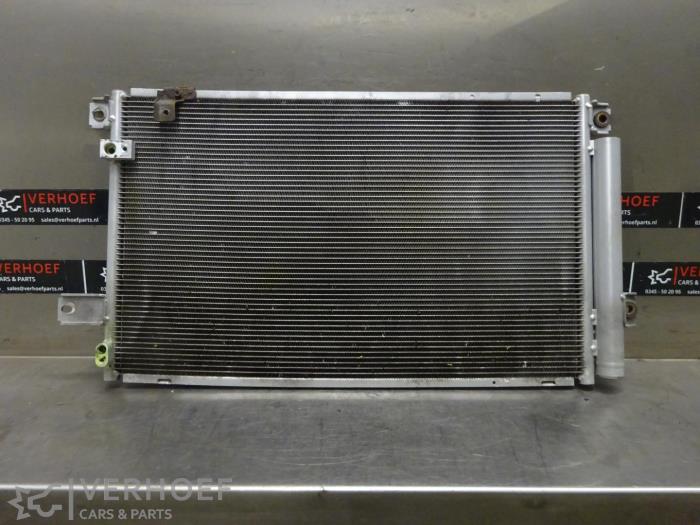 Usagé Radiateur clim Toyota Corolla Verso (R10/11) 2.2 D-4D 16V Prix sur demande proposé par Verhoef Cars & Parts