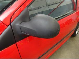 Gebrauchte Außenspiegel links Renault Twingo II (CN) 1.2 Preis auf Anfrage angeboten von Verhoef Cars & Parts