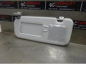 Usagé Pare-soleil Kia Rio IV (YB) 1.0i T-GDi 100 12V Prix sur demande proposé par Verhoef Cars & Parts