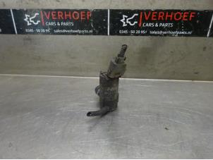 Used Windscreen washer pump Hyundai Sonata 2.4 16V CVVT Price on request offered by Verhoef Cars & Parts