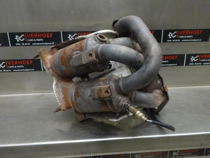 Catalytic converters with engine code 1ZZFE stock