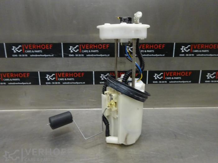 Gebrauchte Benzinpumpe Honda CR-V (RD5/6/7/8) 2.0i 16V VTEC Preis auf Anfrage angeboten von Verhoef Cars & Parts