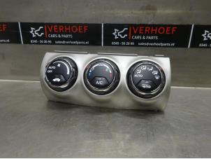 Used Heater control panel Honda CR-V (RD6/7/8) 2.0i 16V VTEC Price on request offered by Verhoef Cars & Parts