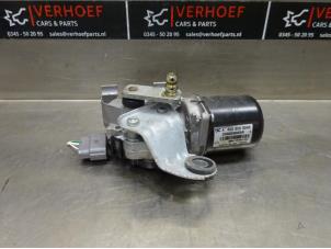 Used Front wiper motor Renault Twingo III (AH) 1.0 SCe 70 12V Price € 75,00 Margin scheme offered by Verhoef Cars & Parts