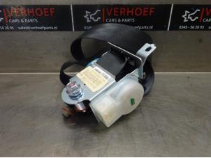Usagé Ceinture de sécurité arrière droite Kia Cee'd Sporty Wagon (EDF) 1.4 CVVT 16V Prix € 40,00 Règlement à la marge proposé par Verhoef Cars & Parts