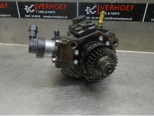 Used Diesel pump Opel Vivaro 1.6 CDTi BiTurbo 125 Euro 6 Price on request offered by Verhoef Cars & Parts