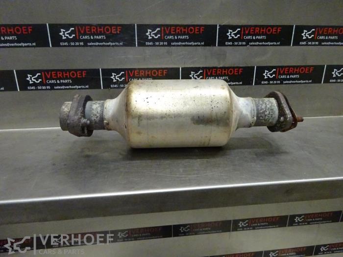 Usagé Catalyseur Ssang Yong Rexton 2.7 Xdi RX/RJ 270 16V Prix € 302,50 Prix TTC proposé par Verhoef Cars & Parts