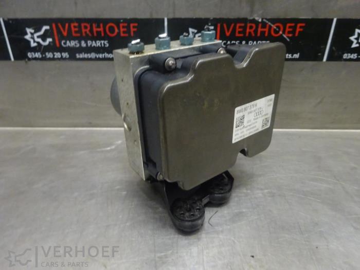 Usagé Pompe ABS Audi A5 Cabrio (F57/F5E) 2.0 TFSI Mild Hybrid 16V Quattro Prix sur demande proposé par Verhoef Cars & Parts