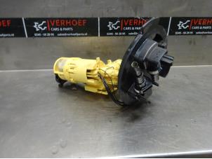 Used Diesel pump Mercedes C (W205) C-300 CDI 2.2 BlueTEC Hybrid, C-300 h 16V Price on request offered by Verhoef Cars & Parts