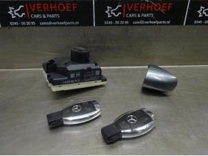 Used Set of cylinder locks (complete) Mercedes C (W205) C-300 CDI 2.2 BlueTEC Hybrid, C-300 h 16V Price € 300,00 Margin scheme offered by Verhoef Cars & Parts