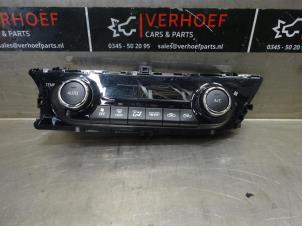 Used Heater control panel Toyota Hilux VI 2.4 D 16V 4WD Price on request offered by Verhoef Cars & Parts