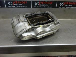 Used Front brake calliper, right Toyota Hilux VI 2.4 D 16V 4WD Price € 121,00 Inclusive VAT offered by Verhoef Cars & Parts