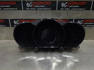 Gebrauchte Instrumentenbrett Kia Cee'd (JDB5) 1.6 GDI 16V Preis auf Anfrage angeboten von Verhoef Cars & Parts
