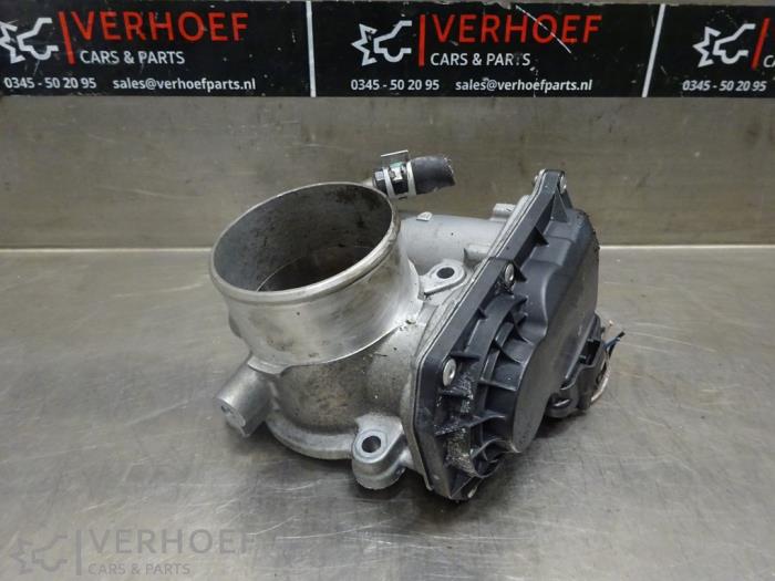 Begagnade Spjällhus Toyota Hilux V/VI 2.4 D 16V 4WD Pris på förfrågan erbjuds av Verhoef Cars & Parts
