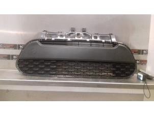 New Grille Kia Picanto Price € 96,80 Inclusive VAT offered by Verhoef Cars & Parts
