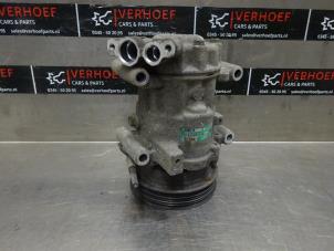 Usados Bomba de aire acondicionado Renault Kangoo (KC) 1.6 16V Precio € 50,00 Norma de margen ofrecido por Verhoef Cars & Parts