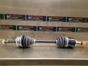 New Front drive shaft, left Toyota Corolla Verso (R10/11) 1.6 16V VVT-i Price € 121,00 Inclusive VAT offered by Verhoef Cars & Parts