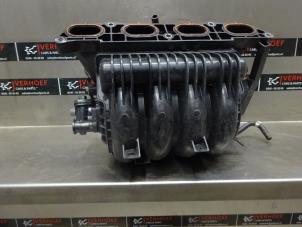 Used Intake manifold Suzuki Kizashi (FRE/FRF) 2.4 16V Price on request offered by Verhoef Cars & Parts